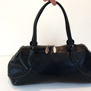 COLE HAAN - Black leather sarchel